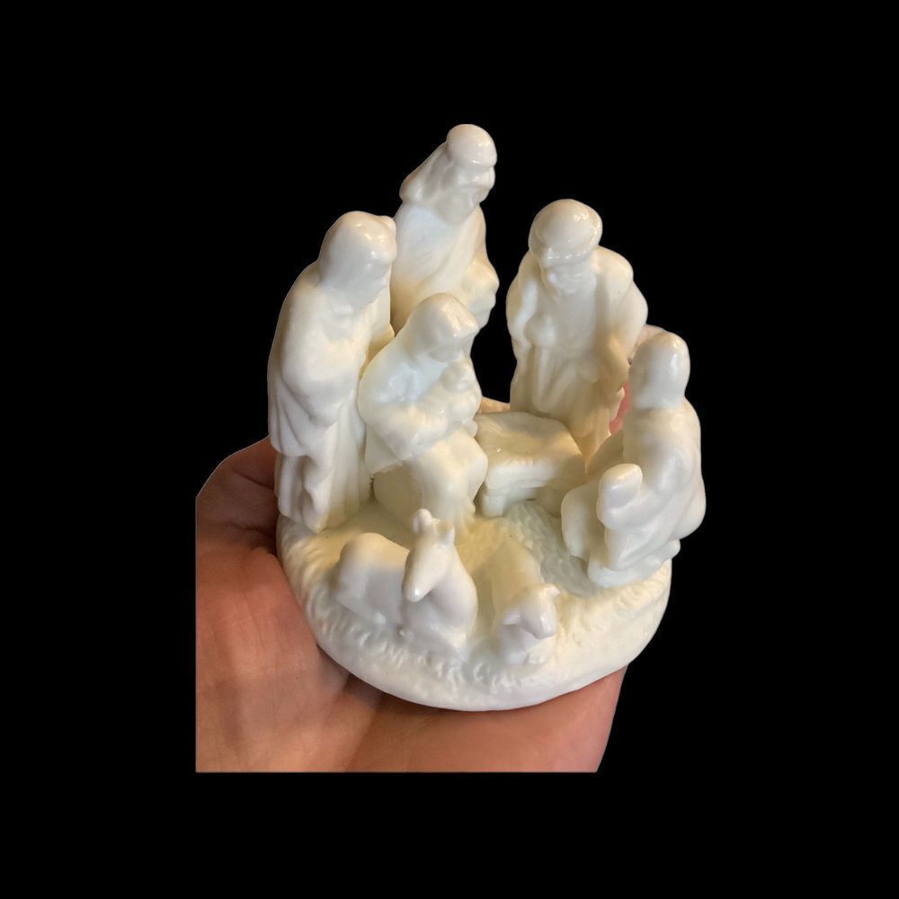 World Bazaars Jade Collection Nativity Scene - Picture 2 of 5